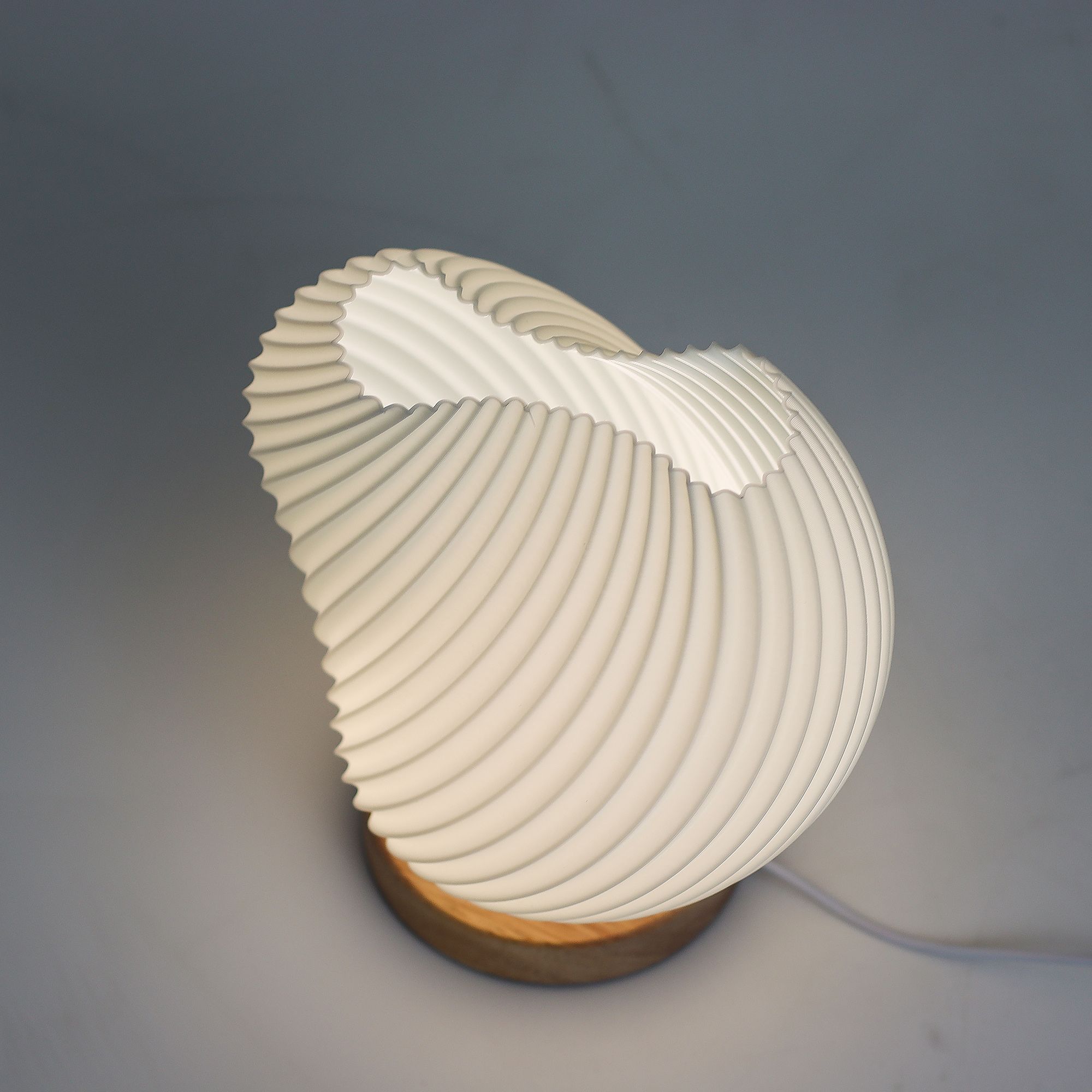 Lámpara decorativa Concha Espiral - Imagen 2