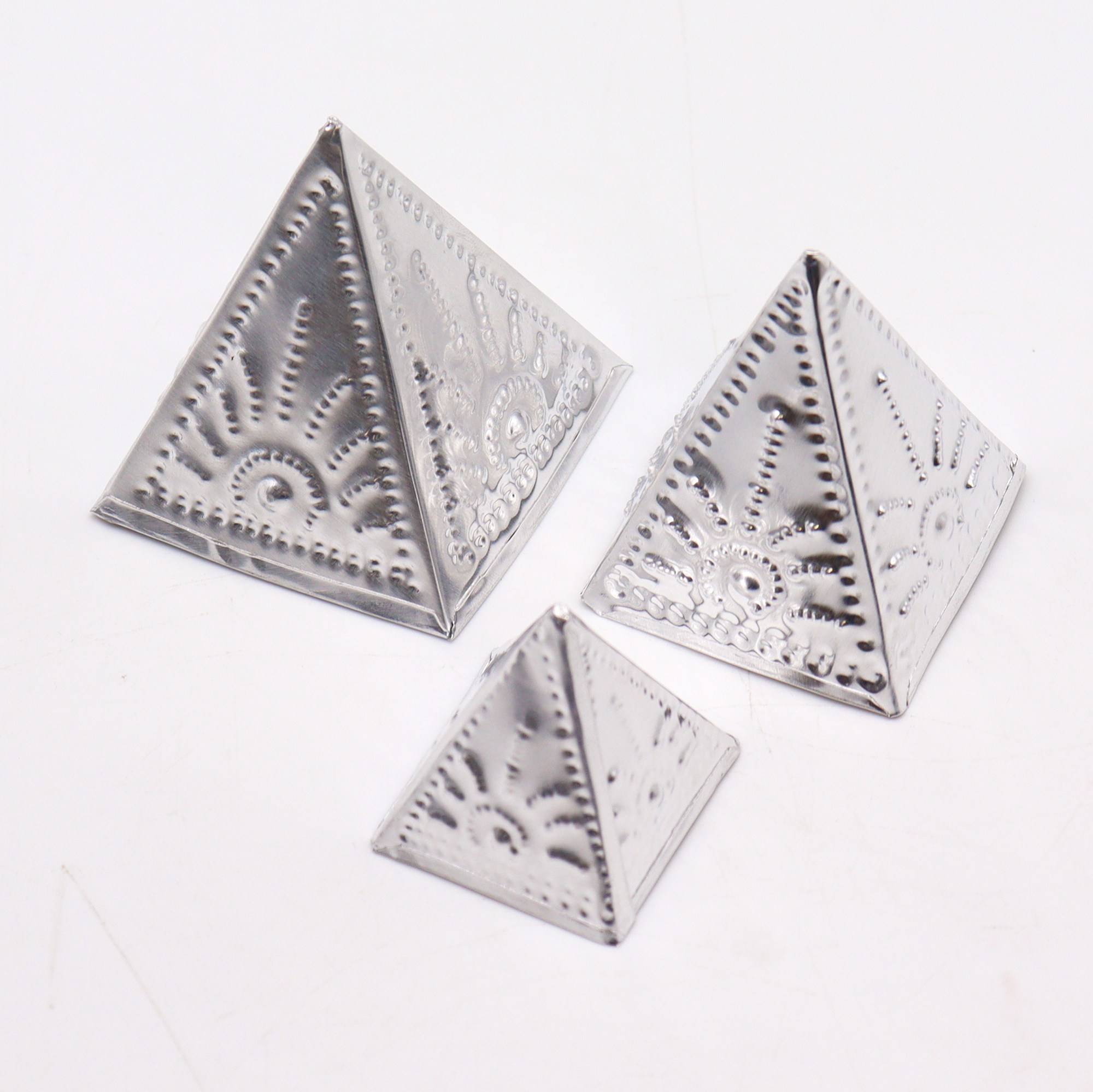 Moldes piramidales para incienso en polvo – Aluminio natural - Imagen 2