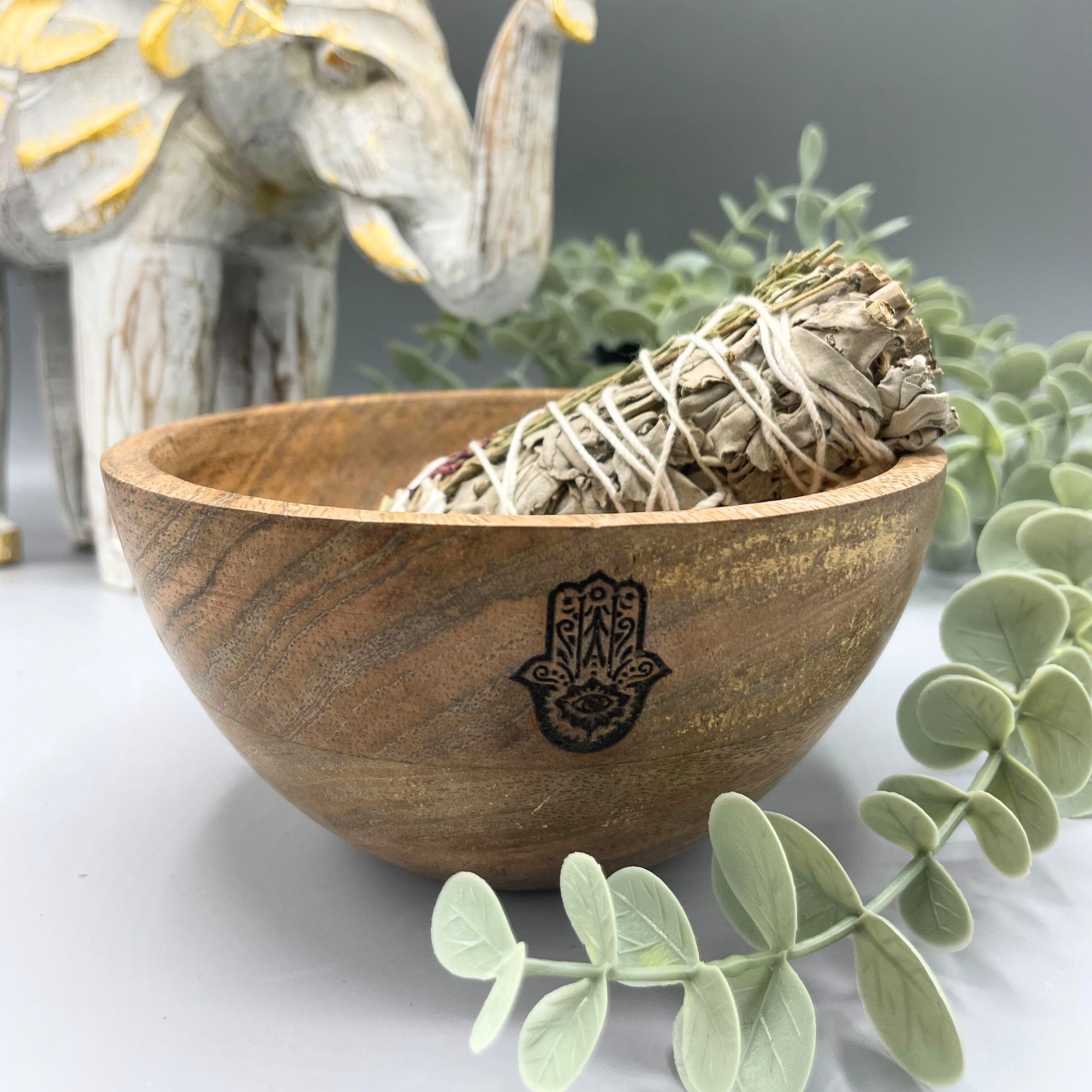 Cuenco de madera para sahumados y ofrendas · Hamsa · Grande - Imagen 2