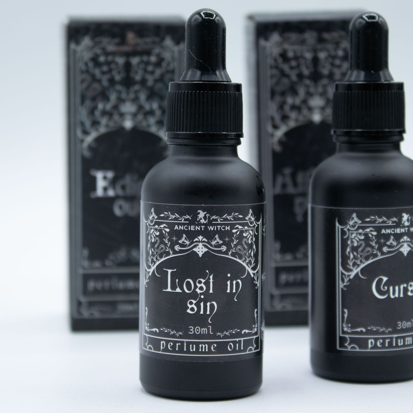 Perfume en aceite Ancient Witch «Perdido en el Pecado» – Iris, sándalo y vainilla - Imagen 3